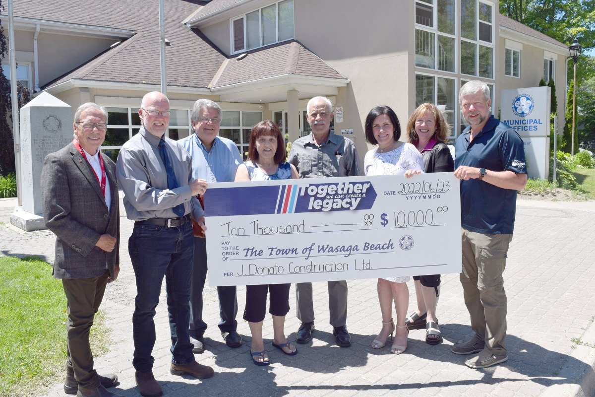 Donation cheque presentation photo