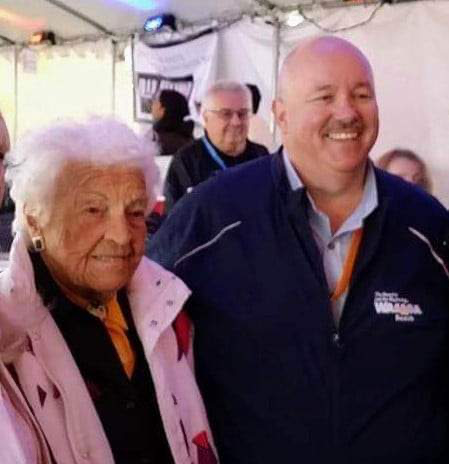 Photo of former Mayor Hazel McCallion and Mayor Brian Smith